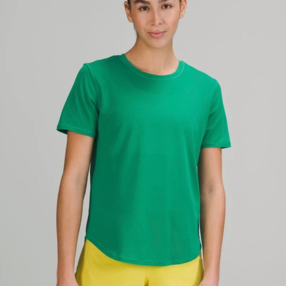 Lululemon High Neck Run and Train Tee NWT